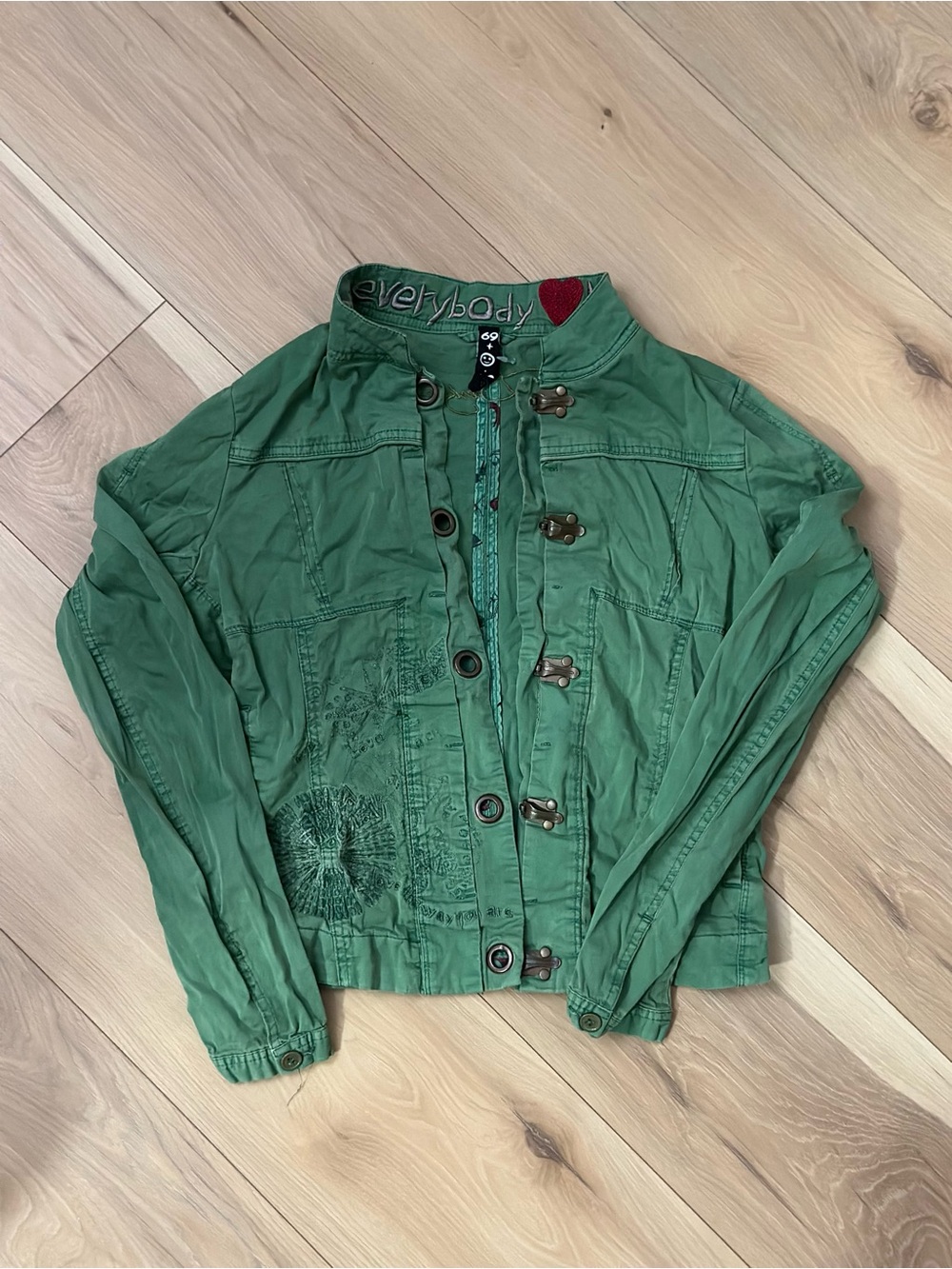 NWOT Desigual Green Embroidered Utility Jacket Metal Clasp Military Boho Size M